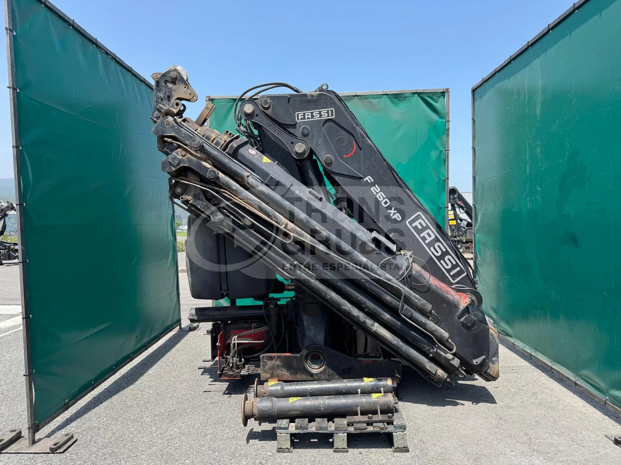 Grúa hidráulica Fassi F260BXP.28 - 装载起重机:图1 Grúa hidráulica Fassi F260BXP.28 - 装载起重机:图1