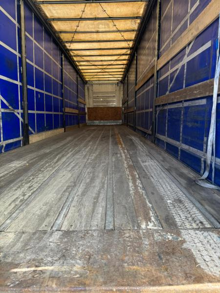 Fruehauf - 侧帘半拖车:图2 Fruehauf - 侧帘半拖车:图2