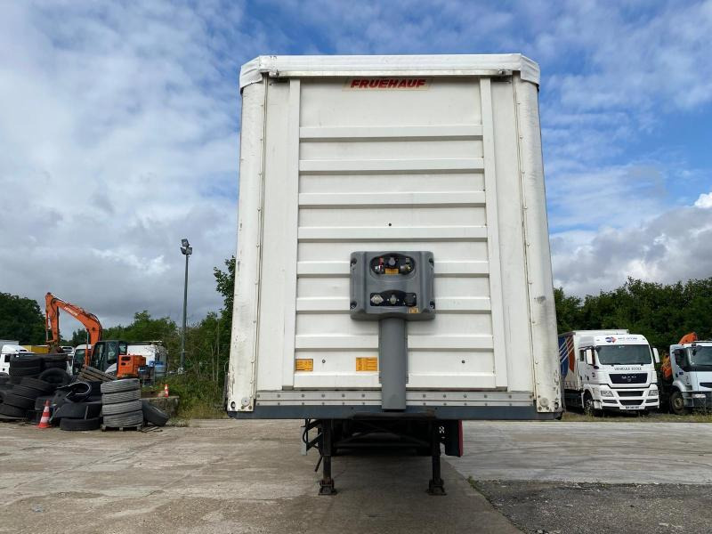 Fruehauf - 侧帘半拖车:图2 Fruehauf - 侧帘半拖车:图2