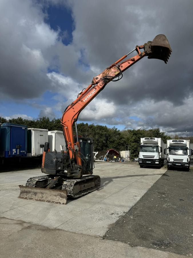 Hitachi ZX85USB-5A - 履带式挖掘机:图4 Hitachi ZX85USB-5A - 履带式挖掘机:图4