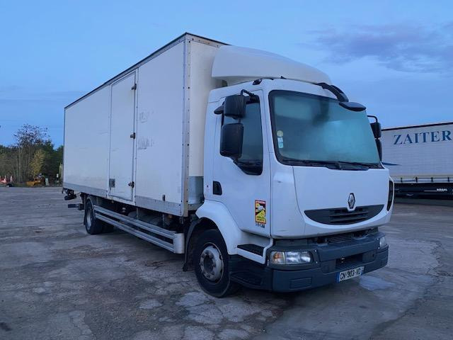Renault Midlum 180 - 厢式卡车:图1 Renault Midlum 180 - 厢式卡车:图1