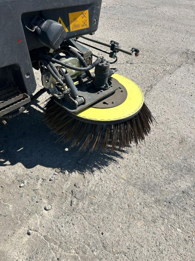 Schmidt Clingo 500 Compact 400 - 道路清扫机:图4 Schmidt Clingo 500 Compact 400 - 道路清扫机:图4