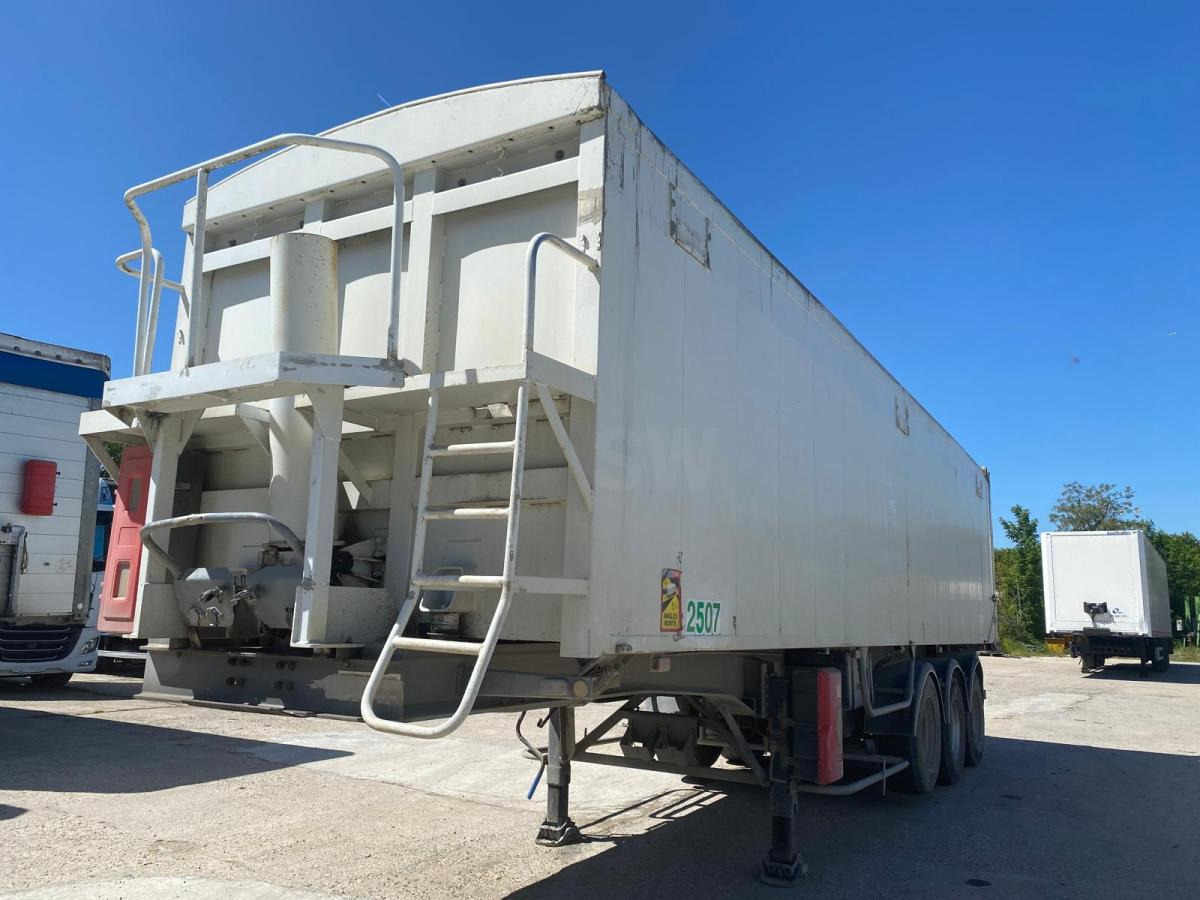 Stas - 翻斗半拖车:图4 Stas - 翻斗半拖车:图4