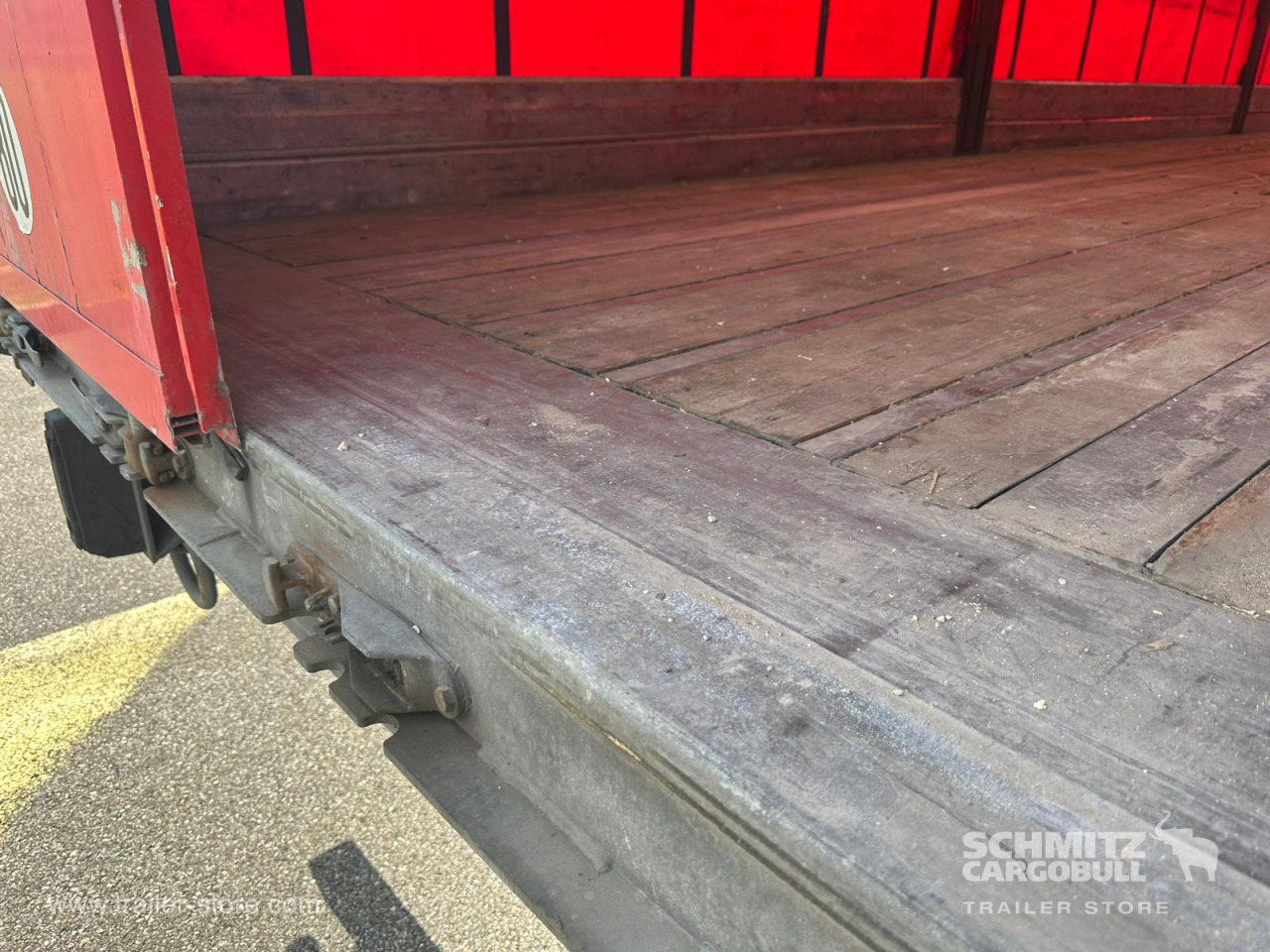 FRUEHAUF Curtainsider Standard - 侧帘半拖车:图3 FRUEHAUF Curtainsider Standard - 侧帘半拖车:图3