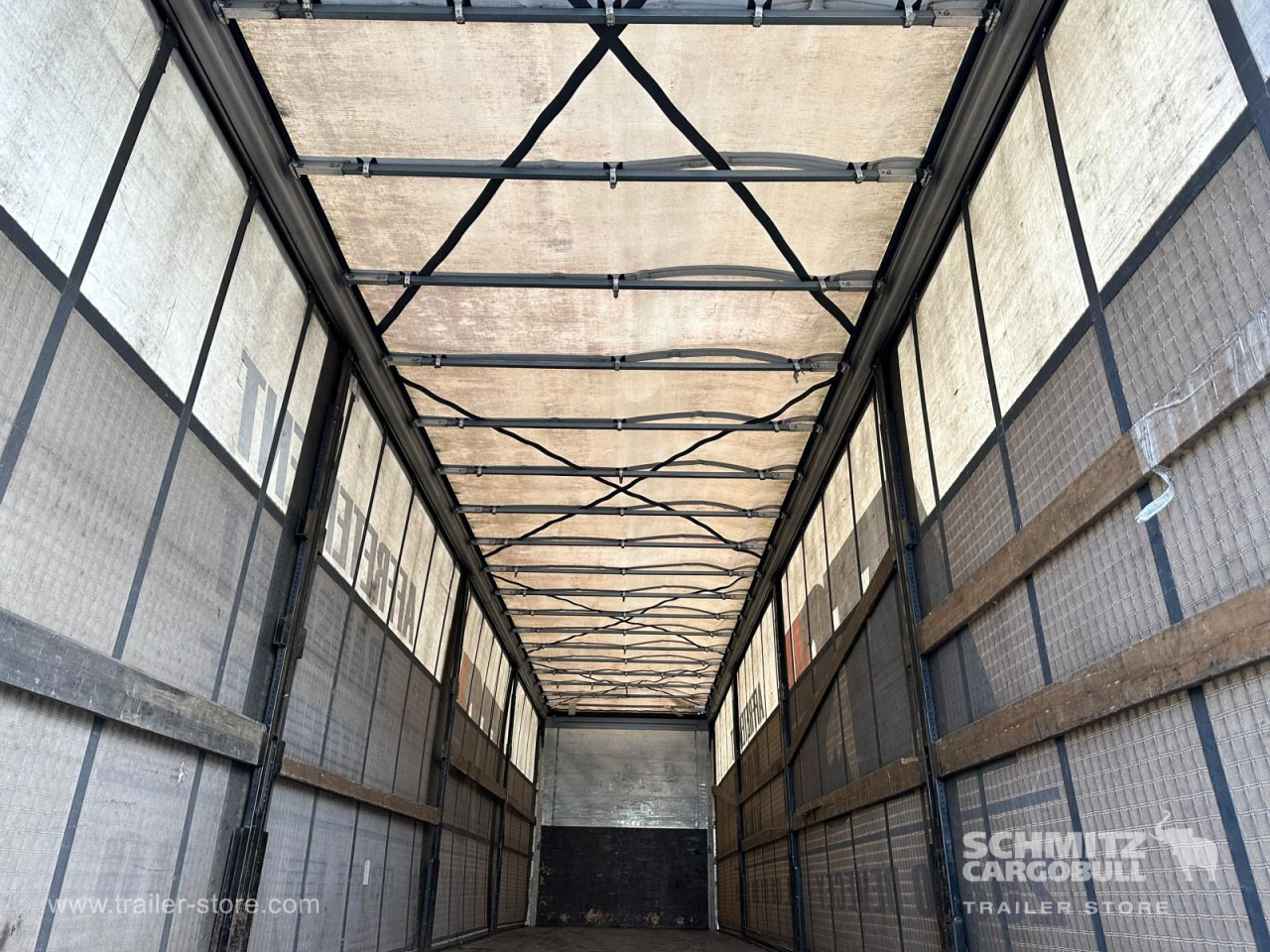 KOEGEL Curtainsider Standard - 侧帘半拖车:图5 KOEGEL Curtainsider Standard - 侧帘半拖车:图5