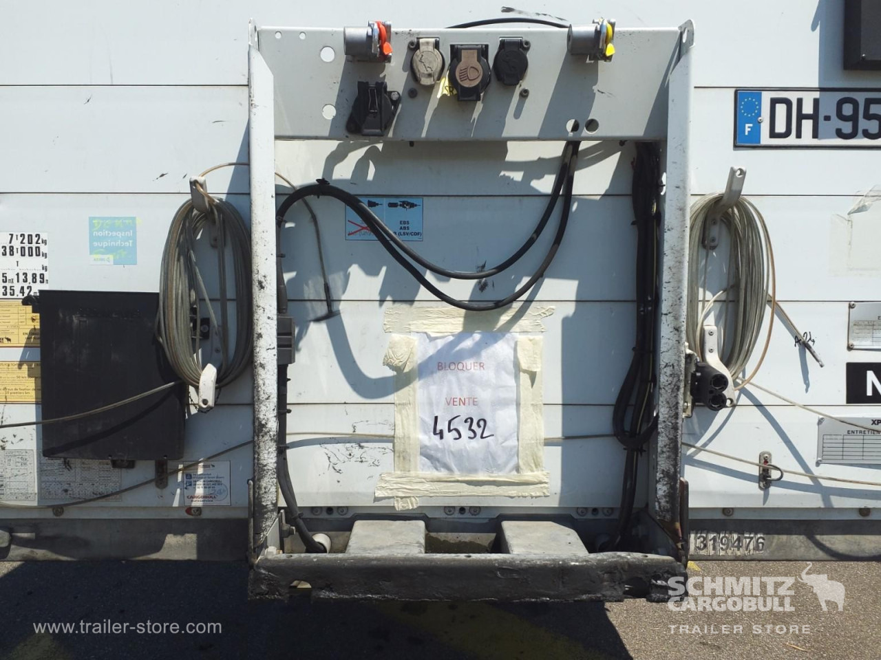 SCHMITZ Curtainsider Standard Taillift - 侧帘半拖车:图3 SCHMITZ Curtainsider Standard Taillift - 侧帘半拖车:图3