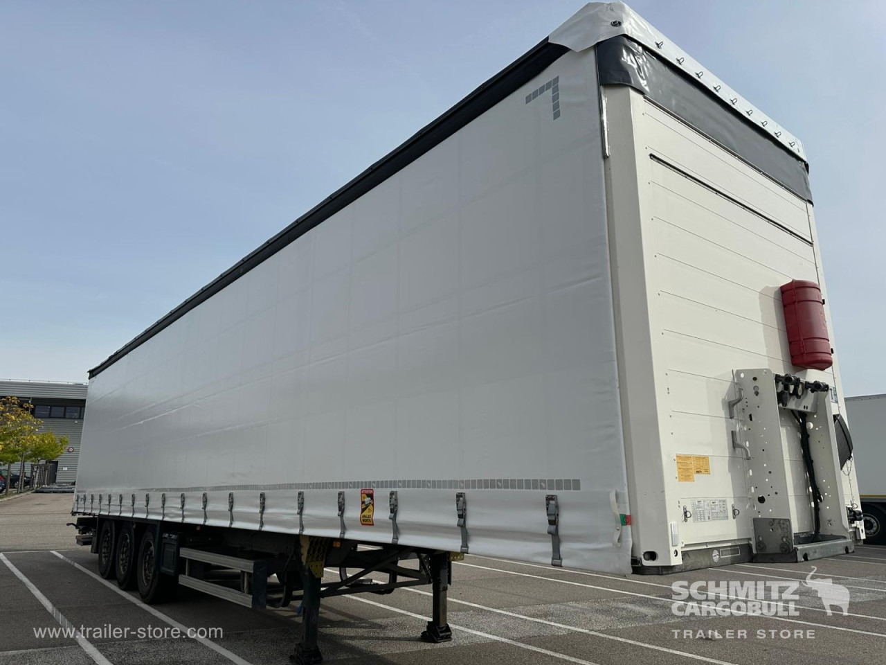 SCHMITZ Curtainsider Standard Taillift - 侧帘半拖车:图1 SCHMITZ Curtainsider Standard Taillift - 侧帘半拖车:图1
