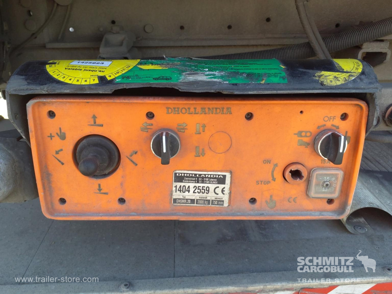 SCHMITZ Curtainsider Standard Taillift - 侧帘半拖车:图2 SCHMITZ Curtainsider Standard Taillift - 侧帘半拖车:图2