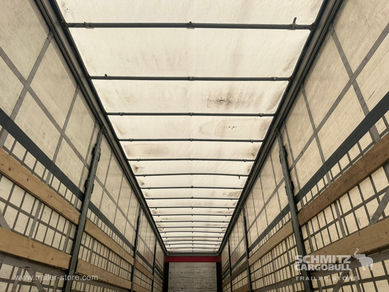 SCHMITZ Curtainsider Standard Taillift - 侧帘半拖车:图5 SCHMITZ Curtainsider Standard Taillift - 侧帘半拖车:图5