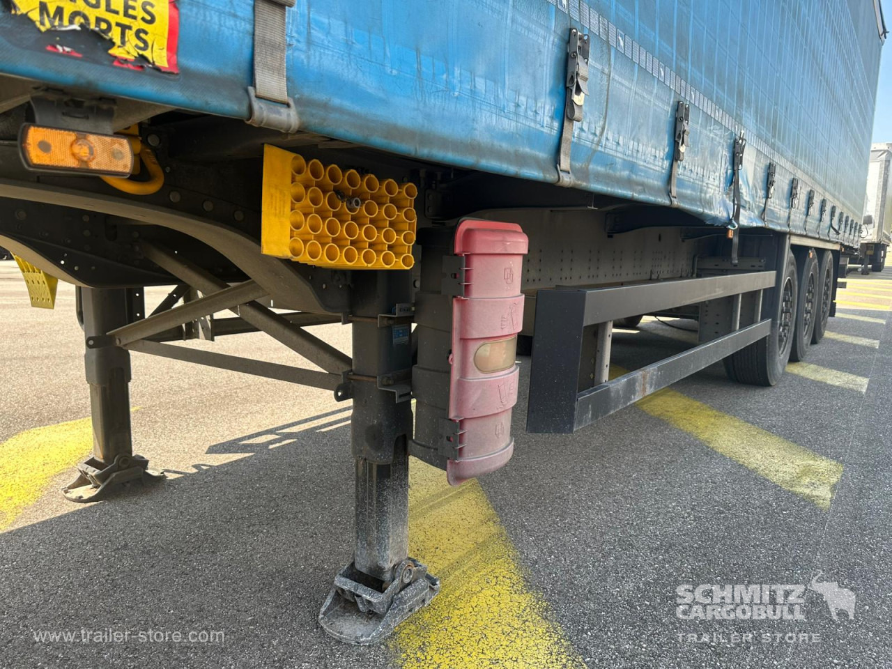 SCHMITZ Curtainsider Standard - 侧帘半拖车:图3 SCHMITZ Curtainsider Standard - 侧帘半拖车:图3