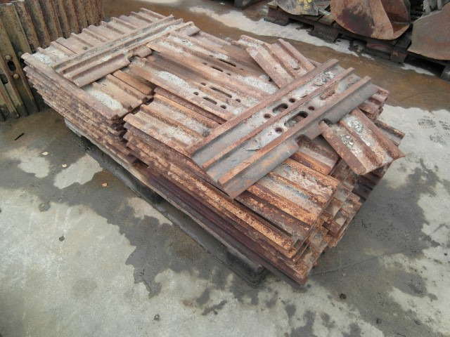 VOLVO EC 180 - 轨道 适用于 建筑机械:图2 VOLVO EC 180 - 轨道 适用于 建筑机械:图2