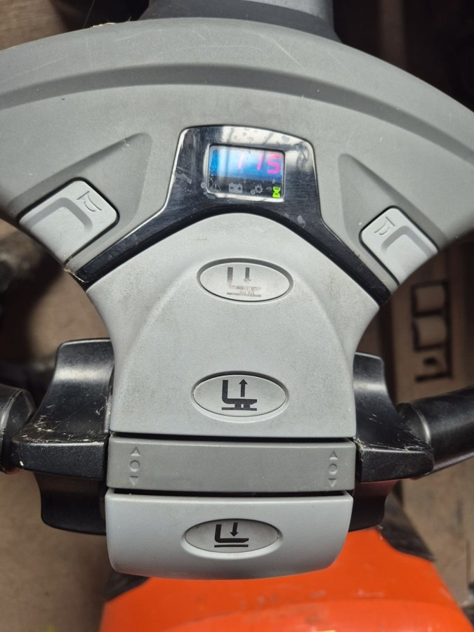 BT SWE 080L Batterie 16/2025 - 码垛车:图5 BT SWE 080L Batterie 16/2025 - 码垛车:图5