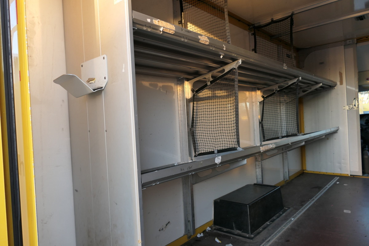 厢式货车 IVECO Daily 35 S11 C30C AUTOMATIK KAMERA Regale LUFT D:图7 厢式货车 IVECO Daily 35 S11 C30C AUTOMATIK KAMERA Regale LUFT D:图7