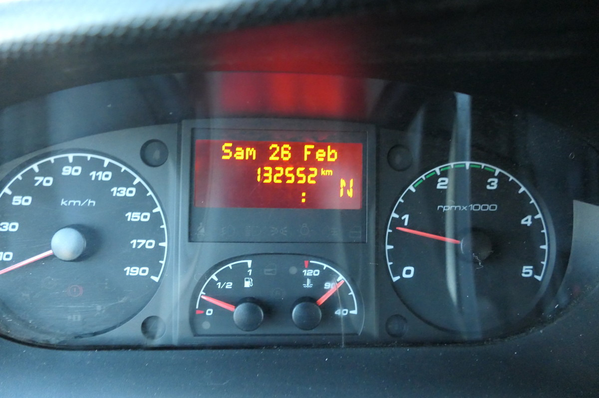 厢式货车 IVECO Daily 35 S11 C30C AUTOMATIK KAMERA Regale LUFT D:图12 厢式货车 IVECO Daily 35 S11 C30C AUTOMATIK KAMERA Regale LUFT D:图12