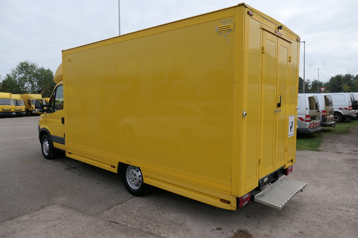 IVECO Daily 35 S11 C30C AUTOMATIK KAMERA Regale LUFT D - 厢式货车:图4 IVECO Daily 35 S11 C30C AUTOMATIK KAMERA Regale LUFT D - 厢式货车:图4