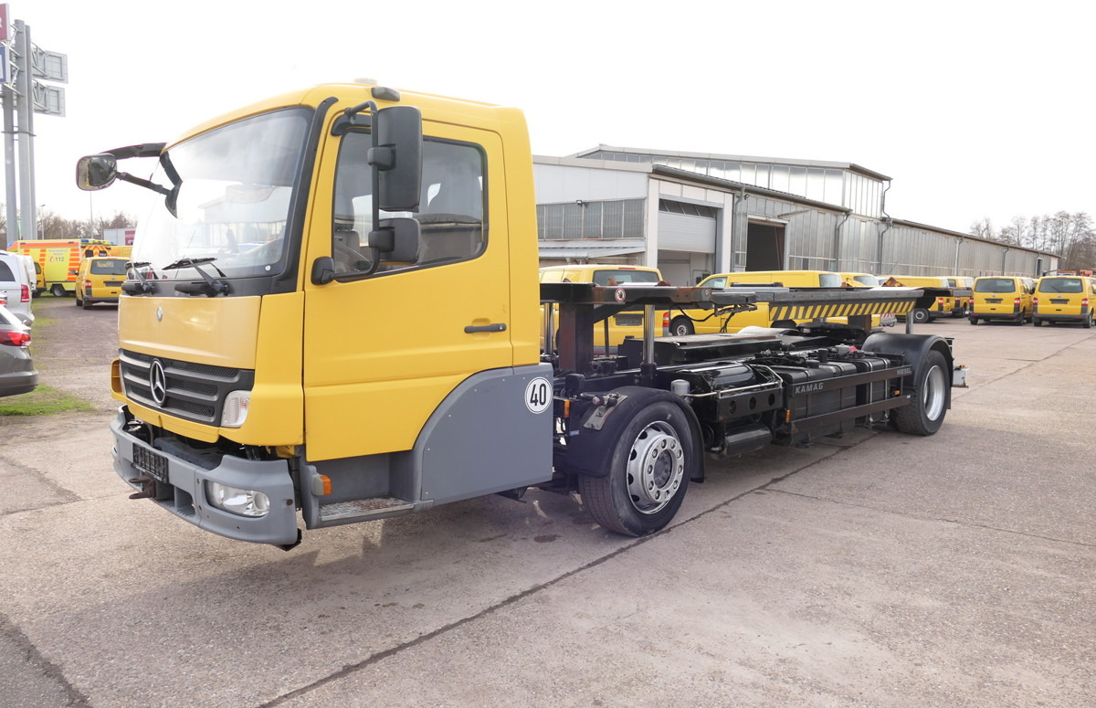 MERCEDES-BENZ KAMAG WBH 25 Wiesel Terberg Umsetzfahrz. Sattelk - 集装箱运输车/ 可拆卸车身的卡车:图2 MERCEDES-BENZ KAMAG WBH 25 Wiesel Terberg Umsetzfahrz. Sattelk - 集装箱运输车/ 可拆卸车身的卡车:图2