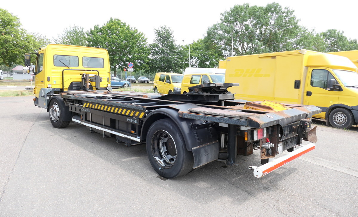 MERCEDES-BENZ KAMAG WBH 25 Wiesel Terberg Umsetzfahrz. Sattelk - 集装箱运输车/ 可拆卸车身的卡车:图5 MERCEDES-BENZ KAMAG WBH 25 Wiesel Terberg Umsetzfahrz. Sattelk - 集装箱运输车/ 可拆卸车身的卡车:图5