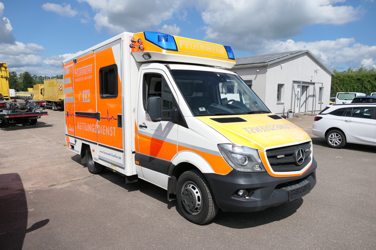 MERCEDES-BENZ Sprinter 519 CDI Klima Krankenwagen Fahrtec Aufb - 救护车:图1 MERCEDES-BENZ Sprinter 519 CDI Klima Krankenwagen Fahrtec Aufb - 救护车:图1