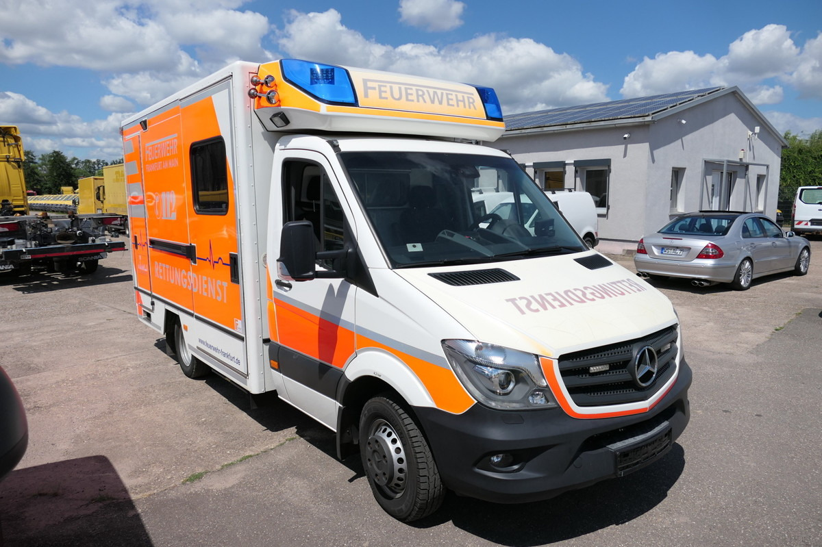 MERCEDES-BENZ Sprinter 519 CDI Klima Krankenwagen Fahrtec Aufb - 救护车:图1 MERCEDES-BENZ Sprinter 519 CDI Klima Krankenwagen Fahrtec Aufb - 救护车:图1