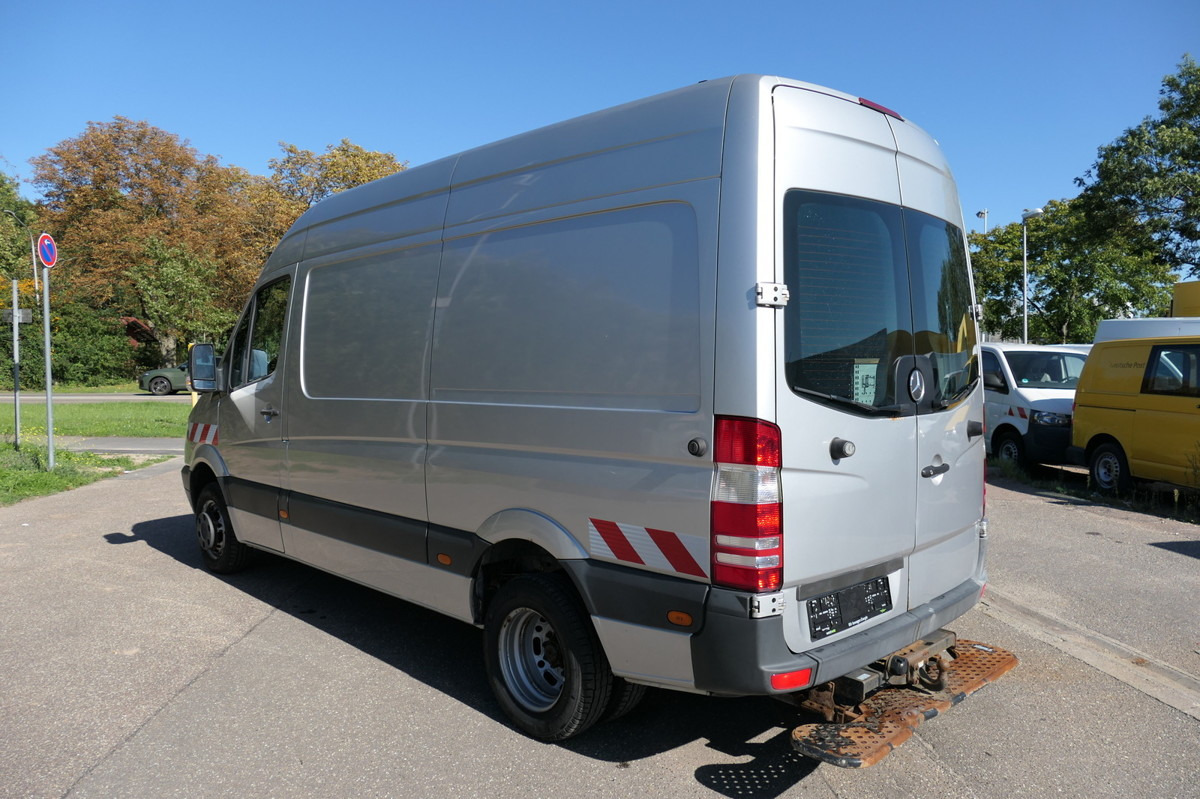 MERCEDES-BENZ Sprinter 519 Klima Tempomat AHK - 无侧窗厢式货车:图4 MERCEDES-BENZ Sprinter 519 Klima Tempomat AHK - 无侧窗厢式货车:图4