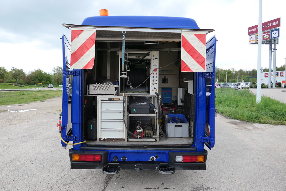 MERCEDES-BENZ Vario 816 D Kanalinspektion Kanal TV Standheizun - 真空车:图1 MERCEDES-BENZ Vario 816 D Kanalinspektion Kanal TV Standheizun - 真空车:图1