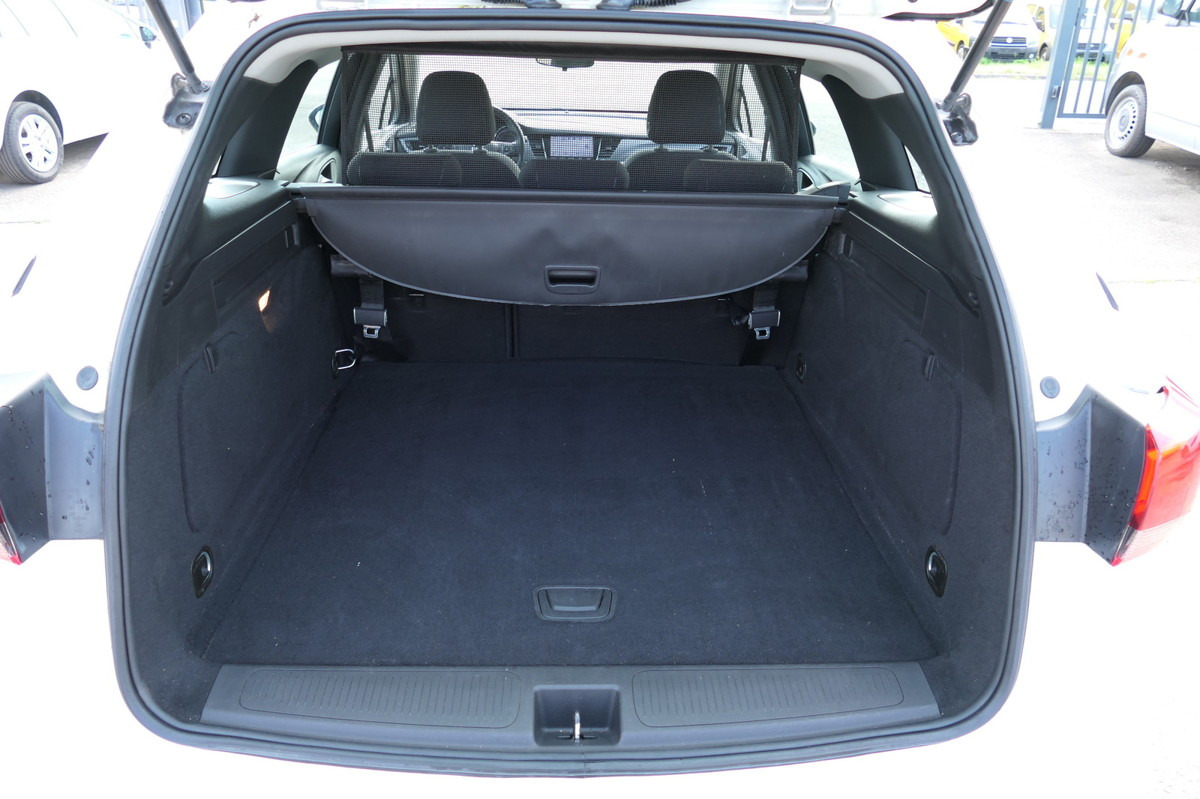 OPEL Astra K 1.6 CDTI Edition S/S KLIMA - 汽车:图5 OPEL Astra K 1.6 CDTI Edition S/S KLIMA - 汽车:图5