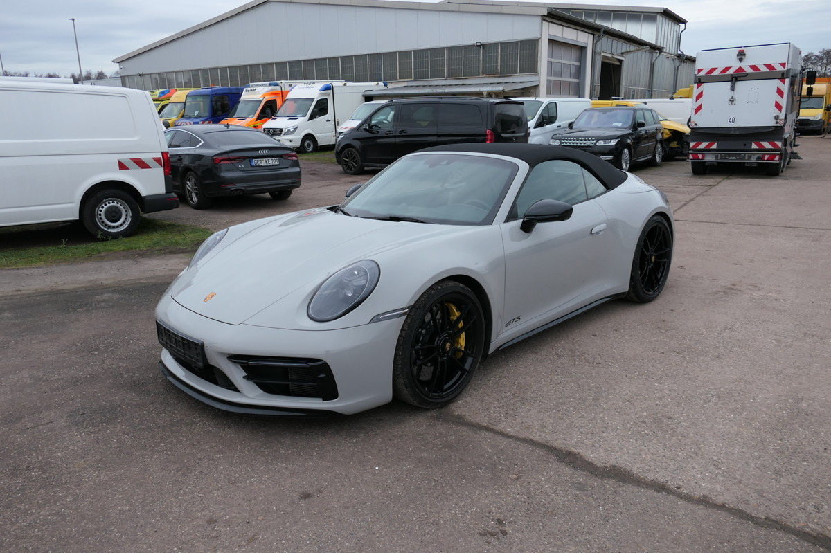 PORSCHE 911 992 Carrera GTS Cabriolet Keramik, PDCC, Bur - 敞篷车:图1 PORSCHE 911 992 Carrera GTS Cabriolet Keramik, PDCC, Bur - 敞篷车:图1