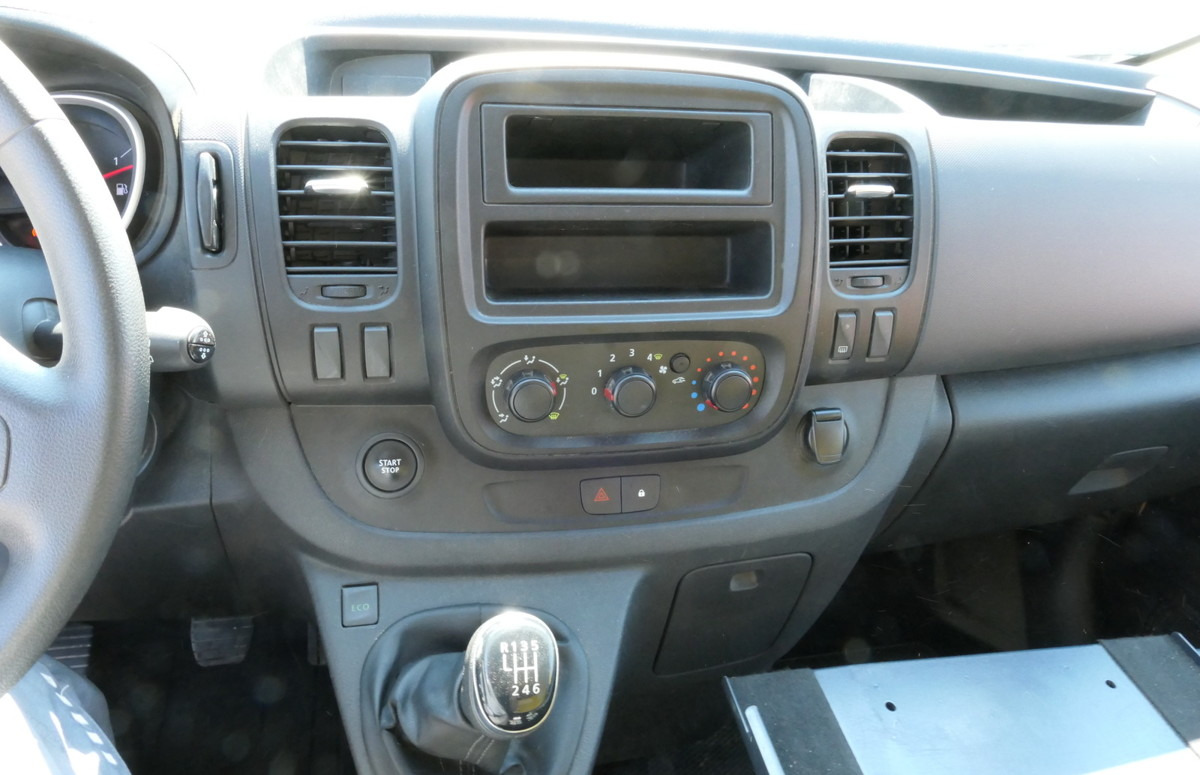 RENAULT Trafic dCi 120 L2H1 租赁 RENAULT Trafic dCi 120 L2H1：图12