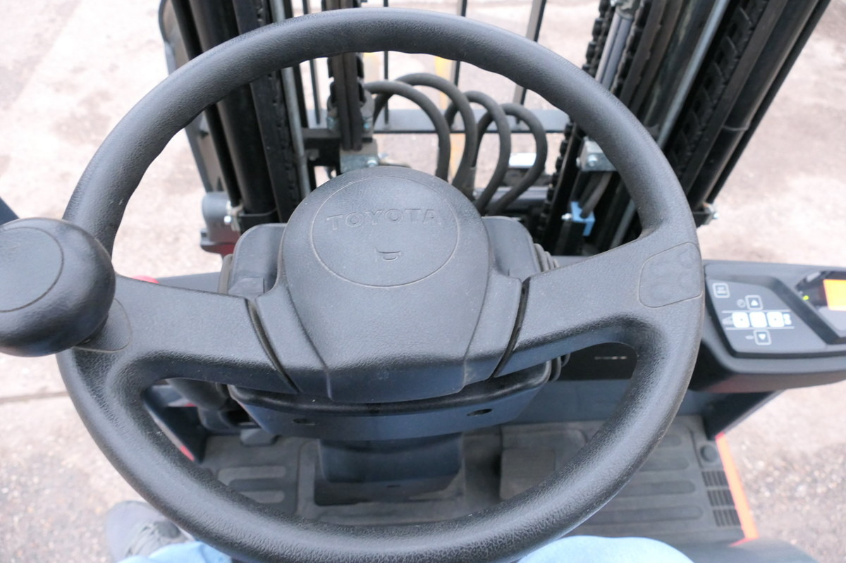 电动叉车 TOYOTA 7FBEST 15 3-Rad DUPLEX HUBHÖHE 3m:图7 电动叉车 TOYOTA 7FBEST 15 3-Rad DUPLEX HUBHÖHE 3m:图7