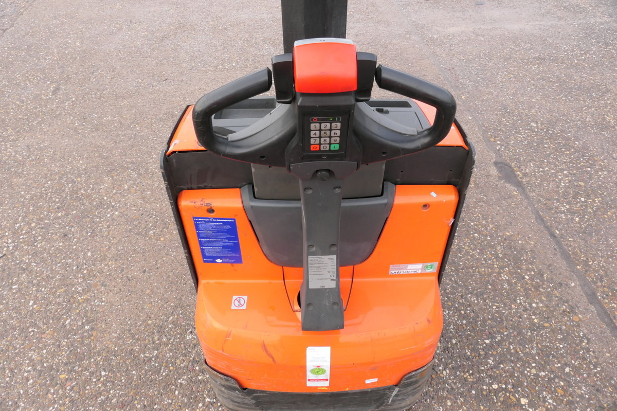 TOYOTA SWE 080L - 码垛车:图5 TOYOTA SWE 080L - 码垛车:图5