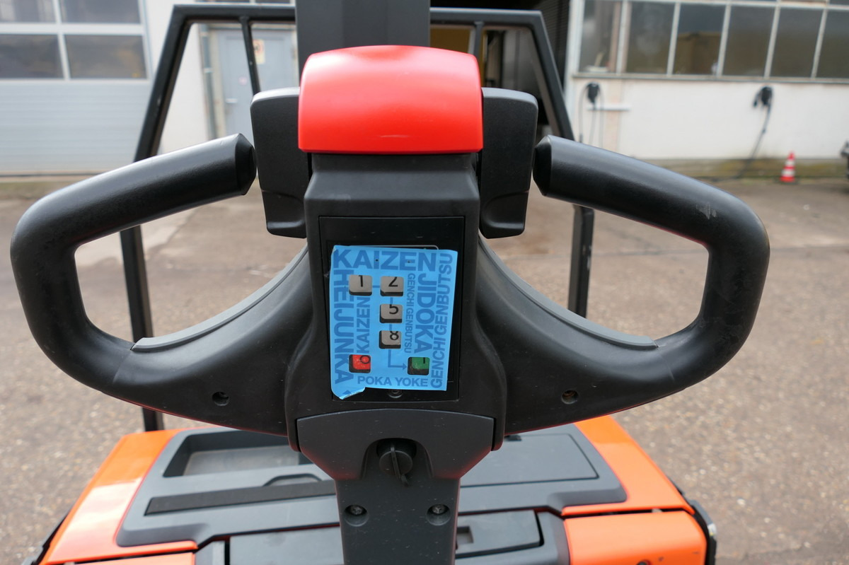 TOYOTA SWE 080L - 码垛车:图5 TOYOTA SWE 080L - 码垛车:图5