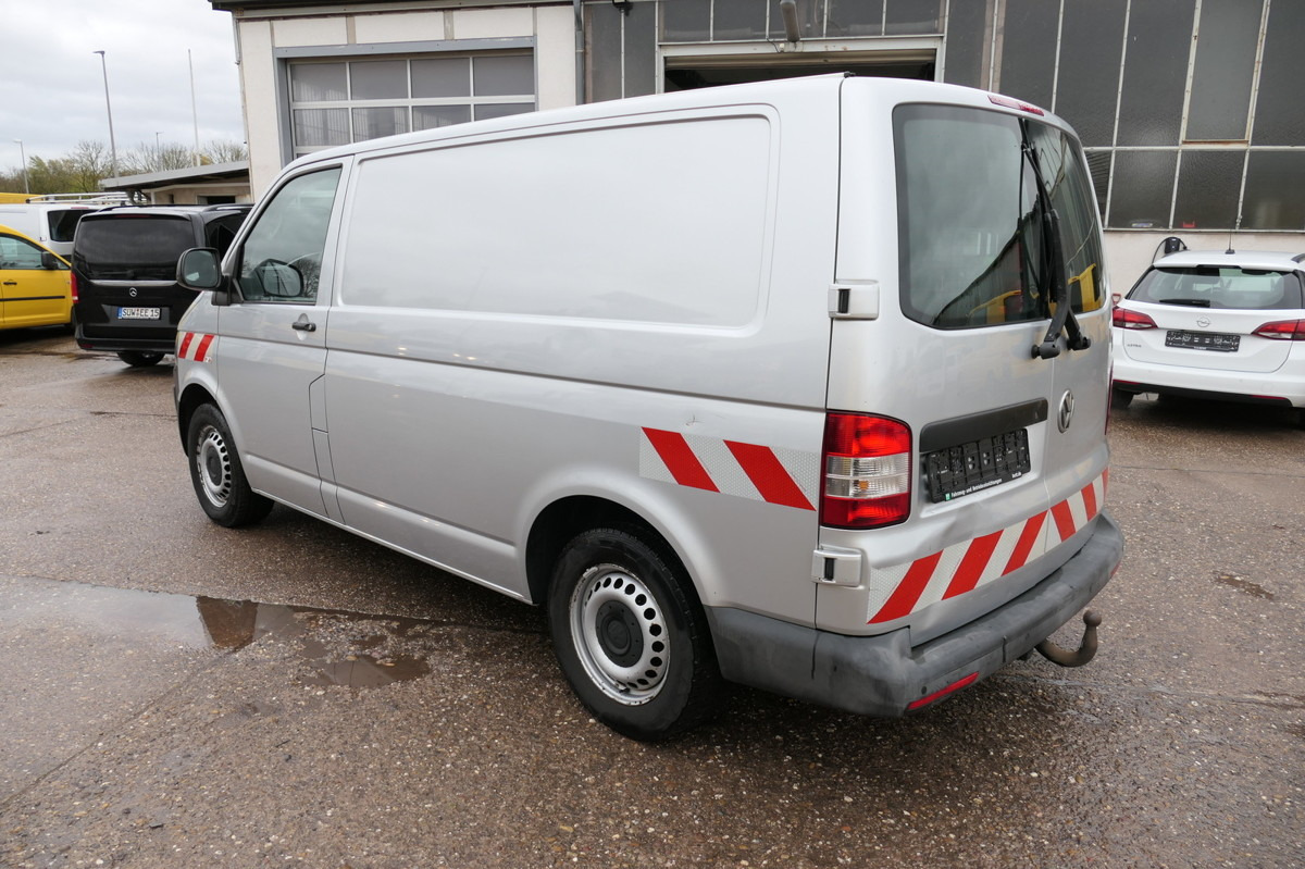 VW T5 Transporter 2.0 TDI 2-Sitzer 4 Motion AHK KLI - 紧凑型面包车:图5 VW T5 Transporter 2.0 TDI 2-Sitzer 4 Motion AHK KLI - 紧凑型面包车:图5