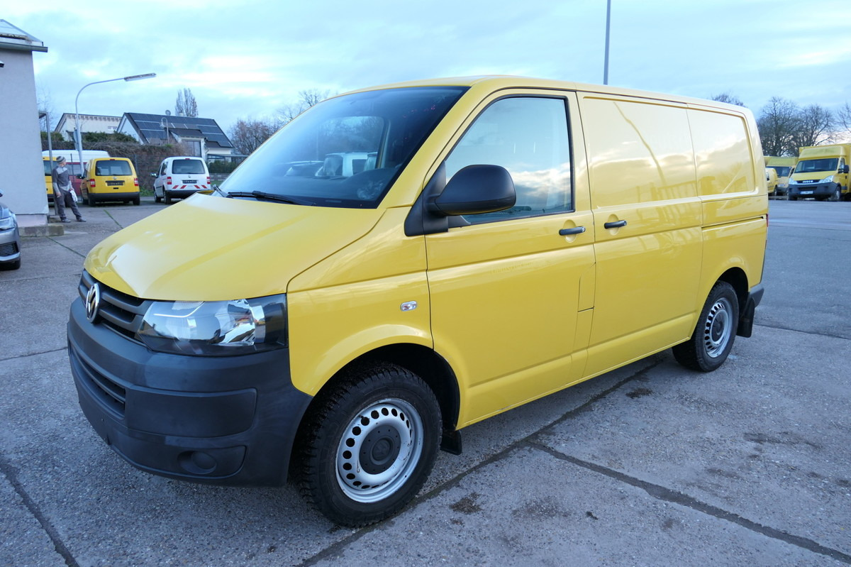 VW T5 Transporter 2.0 TDI EURO-5 CoC PARKTRONIK - 紧凑型面包车:图3 VW T5 Transporter 2.0 TDI EURO-5 CoC PARKTRONIK - 紧凑型面包车:图3