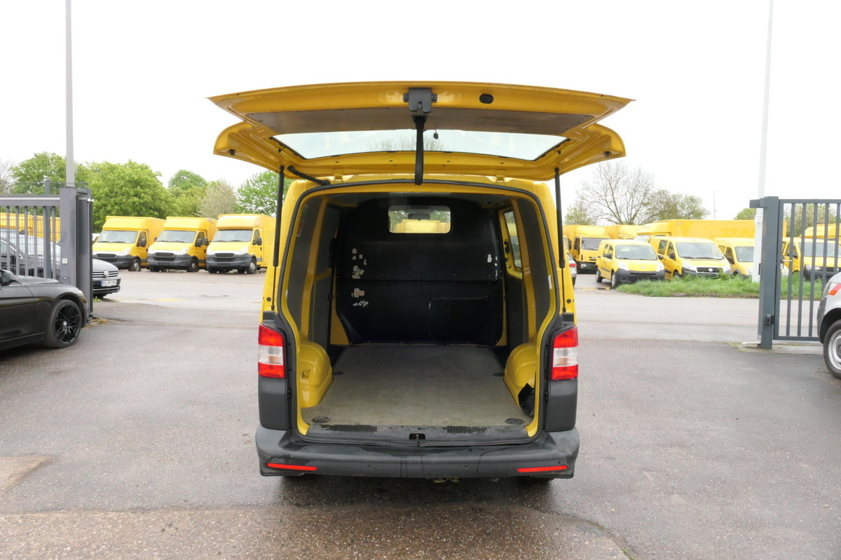 VW T5 Transporter 2.0 TDI EURO-5 CoC PARKTRONIK - 紧凑型面包车:图5 VW T5 Transporter 2.0 TDI EURO-5 CoC PARKTRONIK - 紧凑型面包车:图5