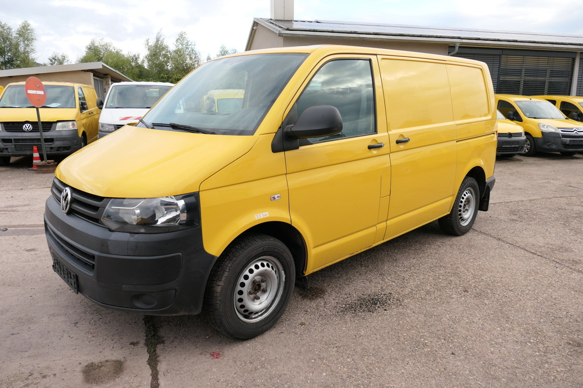 VW T5 Transporter 2.0 TDI EURO-5 CoC PARKTRONIK - 紧凑型面包车:图2 VW T5 Transporter 2.0 TDI EURO-5 CoC PARKTRONIK - 紧凑型面包车:图2