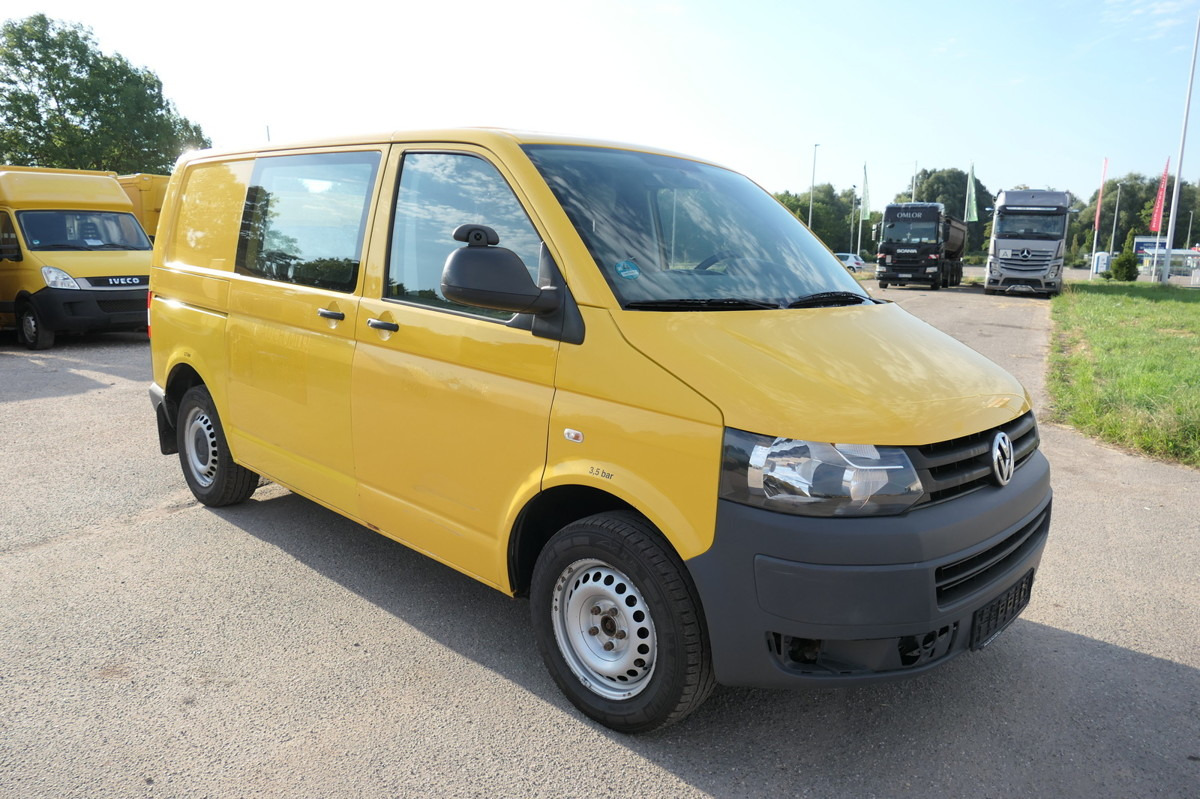 VW T5 Transporter 2.0 TDI PARKTRONIK 2xSCHIEBETÜR - 紧凑型面包车:图2 VW T5 Transporter 2.0 TDI PARKTRONIK 2xSCHIEBETÜR - 紧凑型面包车:图2