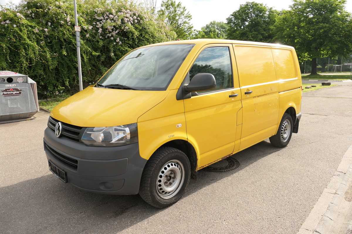 VW T5 Transporter 2.0 TDI PARKTRONIK EURO-5 2xSCHIE - 紧凑型面包车:图3 VW T5 Transporter 2.0 TDI PARKTRONIK EURO-5 2xSCHIE - 紧凑型面包车:图3