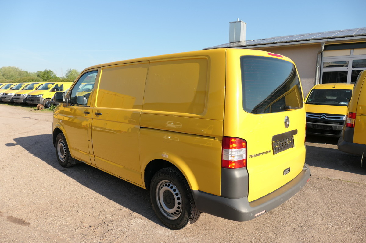 VW T5 Transporter 2.0 TDI PARKTRONIK EURO-5 2xSCHIE - 紧凑型面包车:图5 VW T5 Transporter 2.0 TDI PARKTRONIK EURO-5 2xSCHIE - 紧凑型面包车:图5