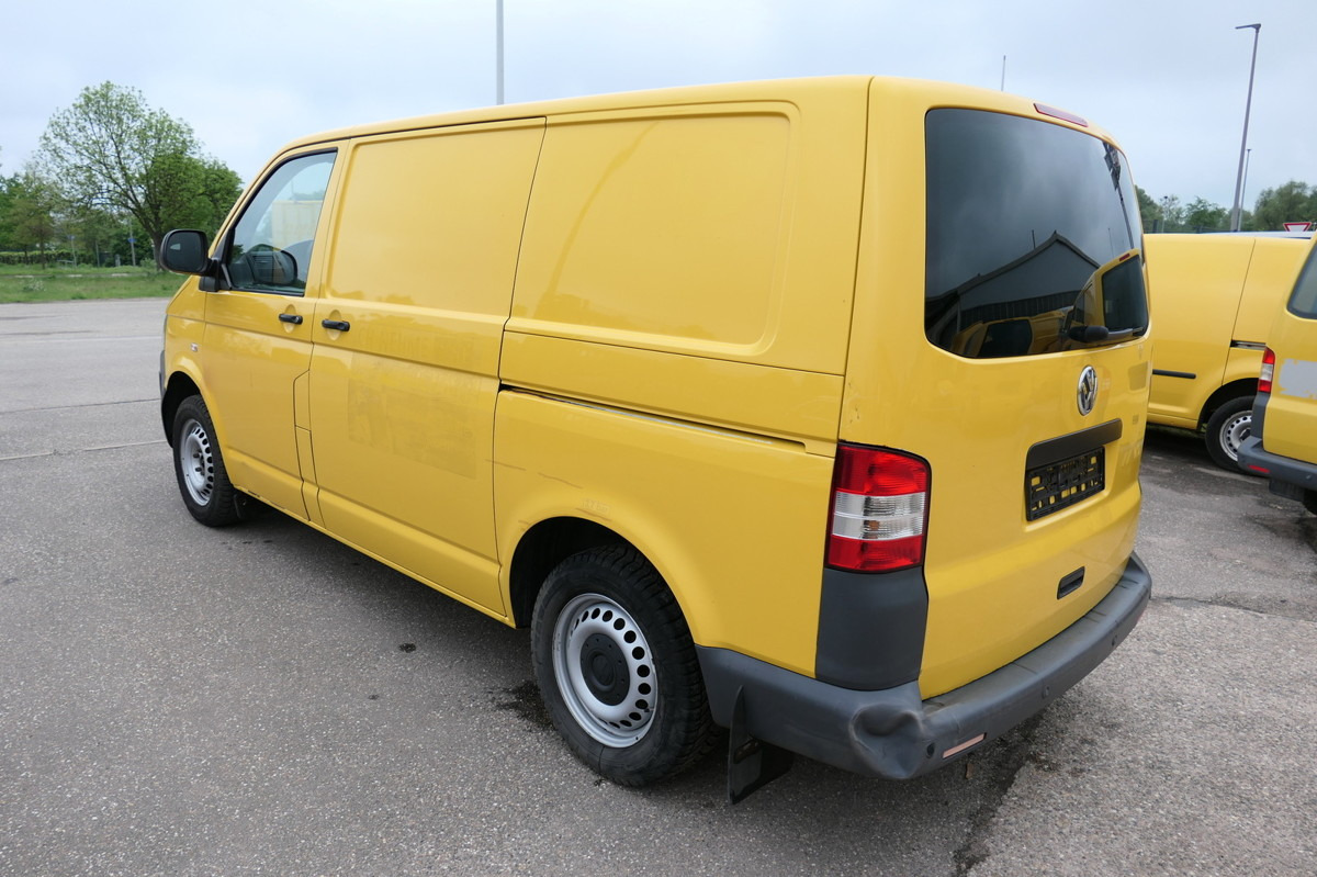 VW T5 Transporter 2.0 TDI PARKTRONIK EURO-5 2xSCHIE - 紧凑型面包车:图5 VW T5 Transporter 2.0 TDI PARKTRONIK EURO-5 2xSCHIE - 紧凑型面包车:图5