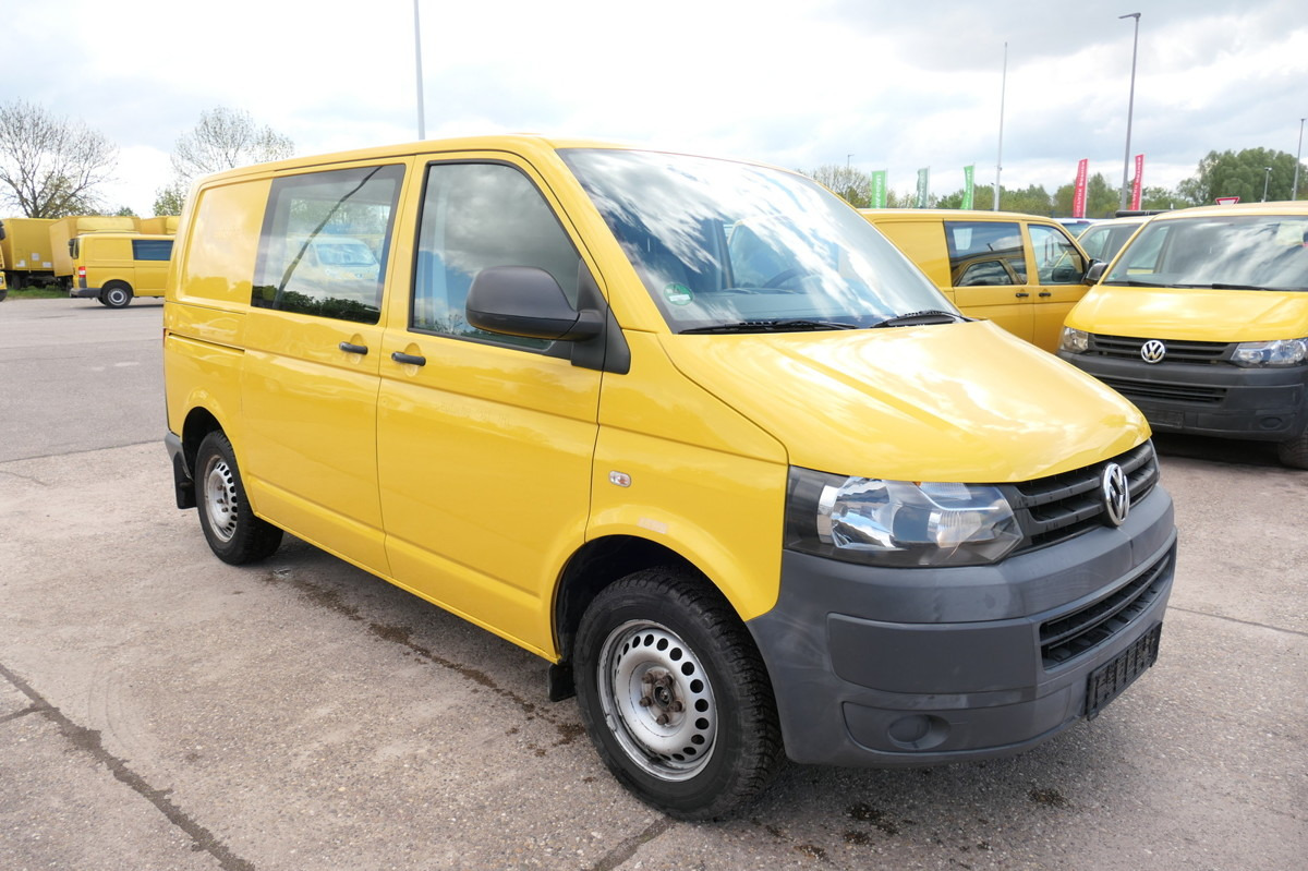 VW T5 Transporter 2.0 TDI PARKTRONIK EURO-5 2xSCHIE - 紧凑型面包车:图3 VW T5 Transporter 2.0 TDI PARKTRONIK EURO-5 2xSCHIE - 紧凑型面包车:图3