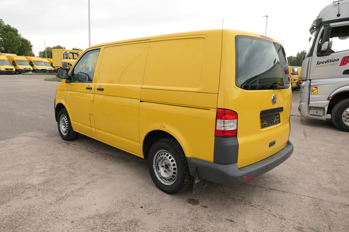 VW T5 Transporter 2.0 TDI PARKTRONIK EURO-5 2xSCHIE - 紧凑型面包车:图5 VW T5 Transporter 2.0 TDI PARKTRONIK EURO-5 2xSCHIE - 紧凑型面包车:图5