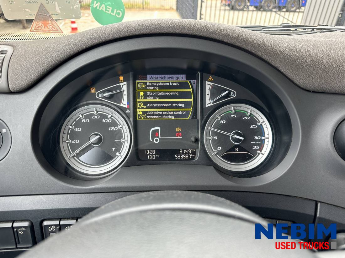 DAF CF 230 4x2 - 19.000 Kg. - 厢式卡车:图3 DAF CF 230 4x2 - 19.000 Kg. - 厢式卡车:图3