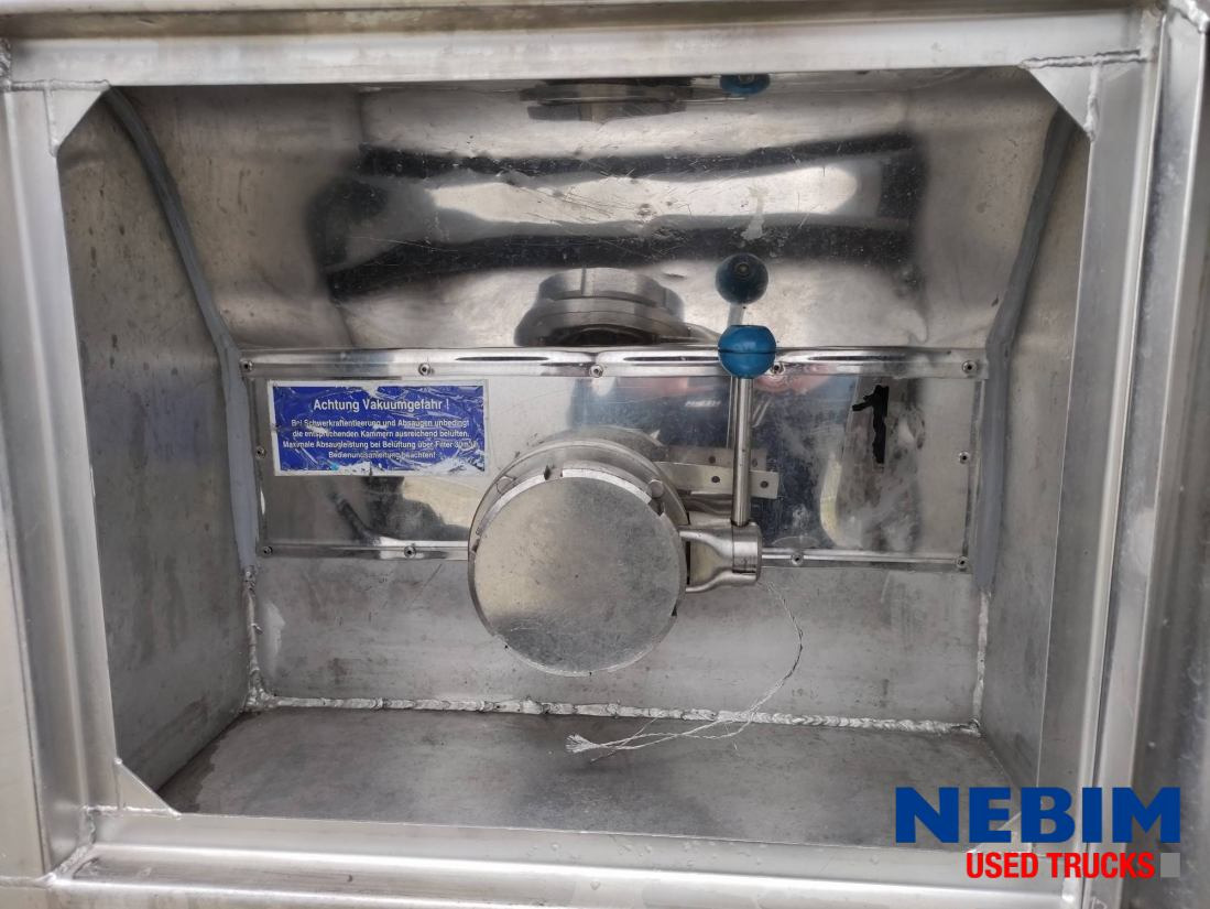 Feldbinder TSA 33.3-3 Unibloc pump electr - 3 comp. 8.000 / 2 2.500 / 3.000 Ltr. - 液罐半拖车:图5 Feldbinder TSA 33.3-3 Unibloc pump electr - 3 comp. 8.000 / 2 2.500 / 3.000 Ltr. - 液罐半拖车:图5