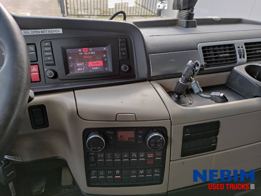 MAN TGX 26.420 6x2 - 牵引车:图4 MAN TGX 26.420 6x2 - 牵引车:图4