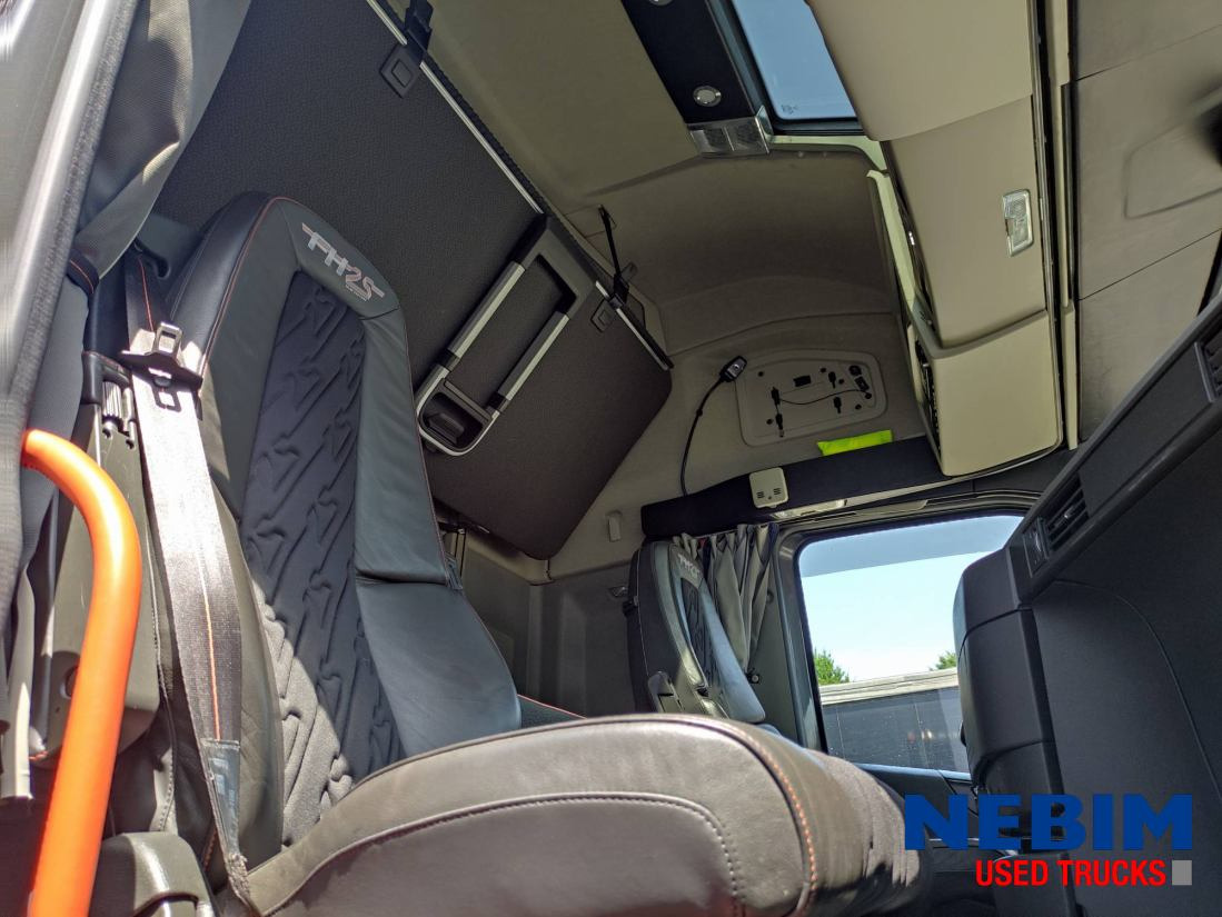 Volvo FH 540 25th Anniversary ED - Dual Clutch / Dynamic Steering / I-park Cool - 牵引车:图4 Volvo FH 540 25th Anniversary ED - Dual Clutch / Dynamic Steering / I-park Cool - 牵引车:图4