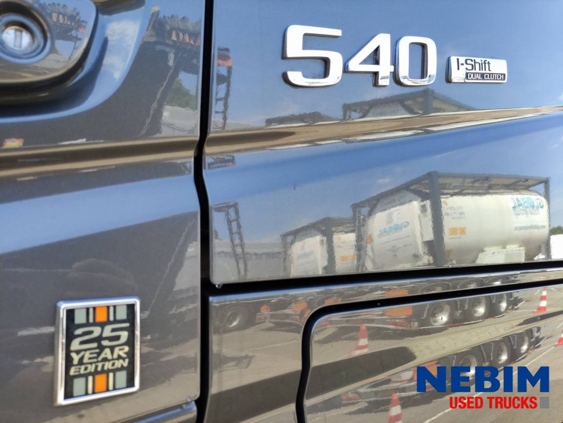 Volvo FH 540 25th Anniversary ED - Dual Clutch / Dynamic Steering / I-park Cool - 牵引车:图5 Volvo FH 540 25th Anniversary ED - Dual Clutch / Dynamic Steering / I-park Cool - 牵引车:图5