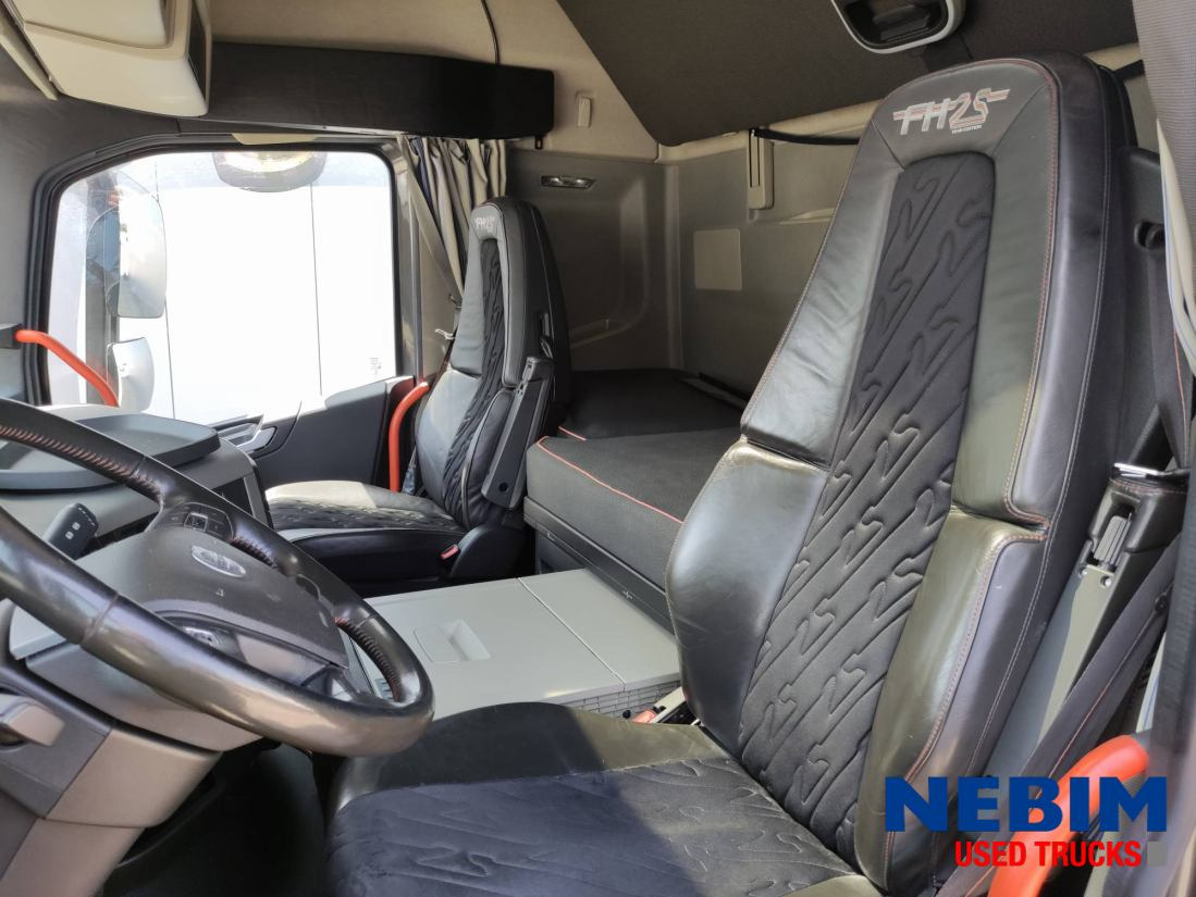 Volvo FH 540 25th Anniversary ED - Dual Clutch / Dynamic Steering / I-park Cool - 牵引车:图2 Volvo FH 540 25th Anniversary ED - Dual Clutch / Dynamic Steering / I-park Cool - 牵引车:图2