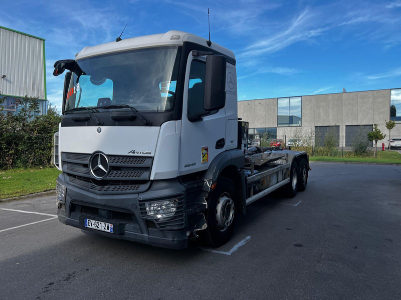 Mercedes-Benz Actros 2543 - 吊钩升降车:图2 Mercedes-Benz Actros 2543 - 吊钩升降车:图2