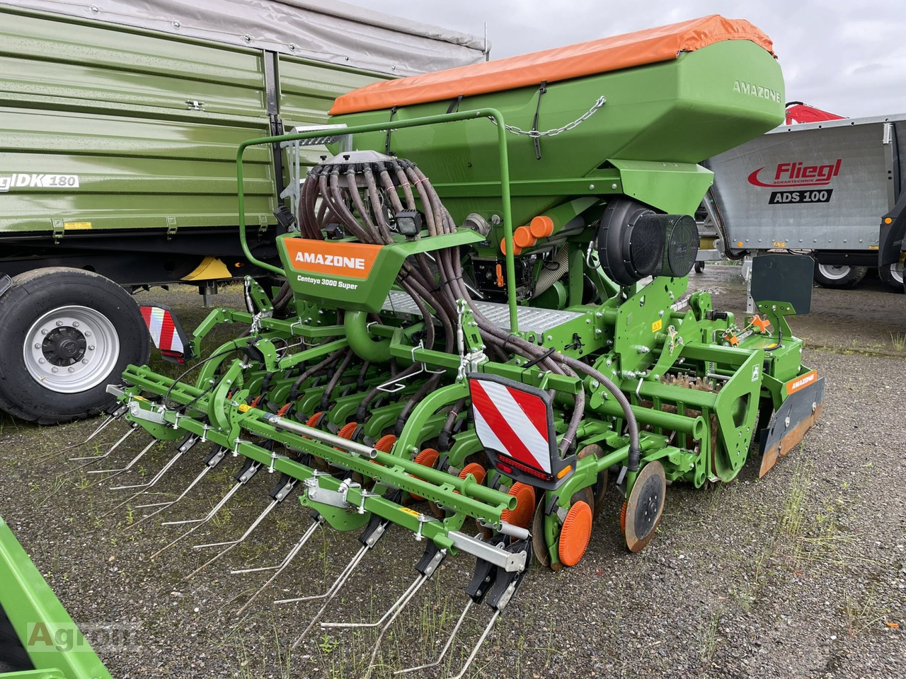 Amazone Centaya 3000 Super + KG 3001 Super - 联合条播机:图4 Amazone Centaya 3000 Super + KG 3001 Super - 联合条播机:图4