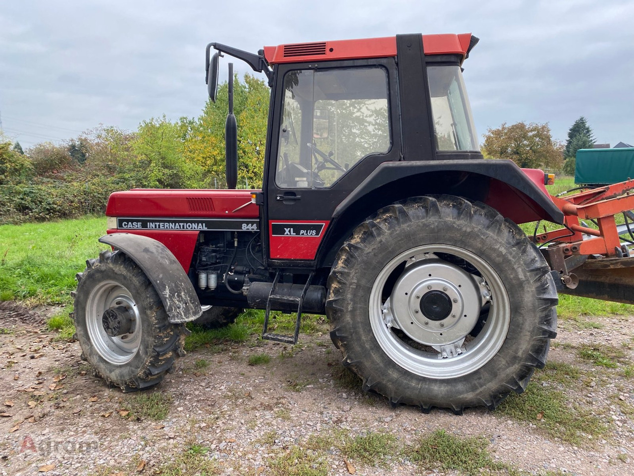 Case IH 844 A - 拖拉机:图2 Case IH 844 A - 拖拉机:图2